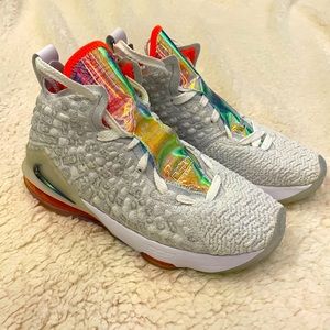 Nike Lebron XVII 17 Limited “Future Air” Grade School Size 6
